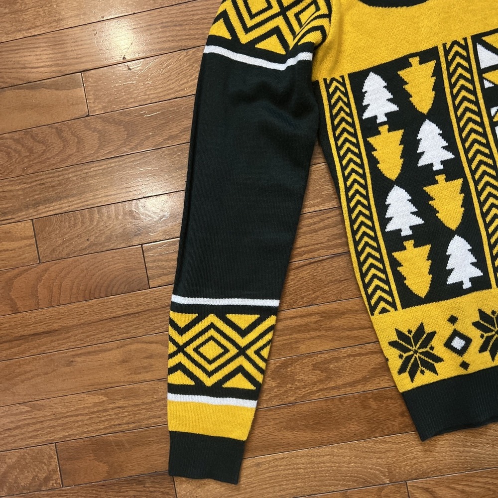 Green Bay Packers Ugly Christmas Sweater Unisex M NFL Team Apparel Holiday Knit - Picture 3 of 10